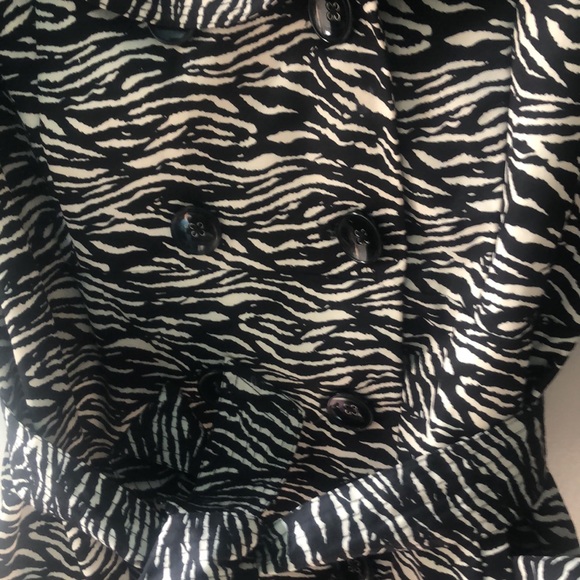 Designer Sandro , pretty raincoat jacket - Picture 3 of 4